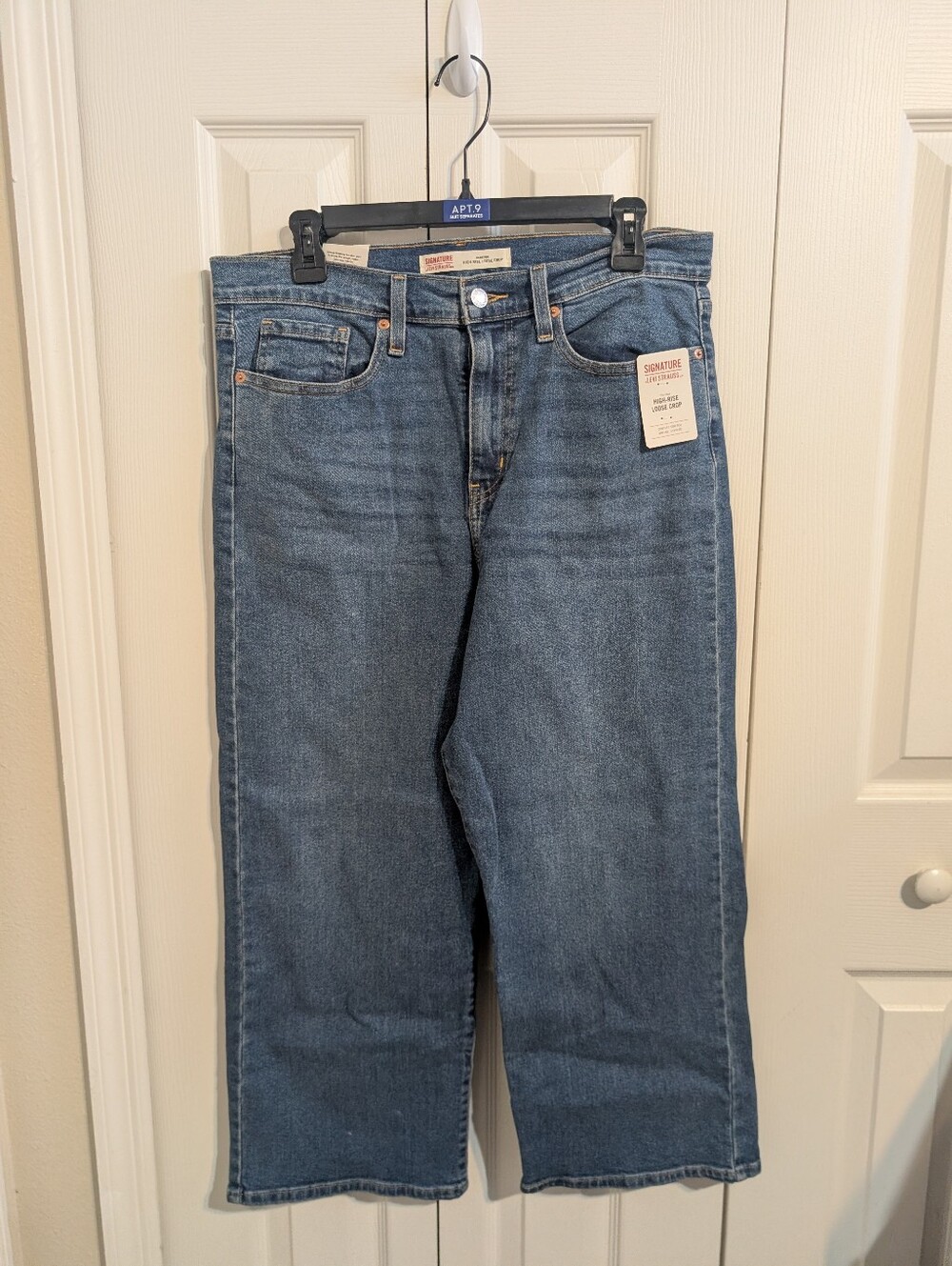 Levi's High-rise Loose Crop Jeans